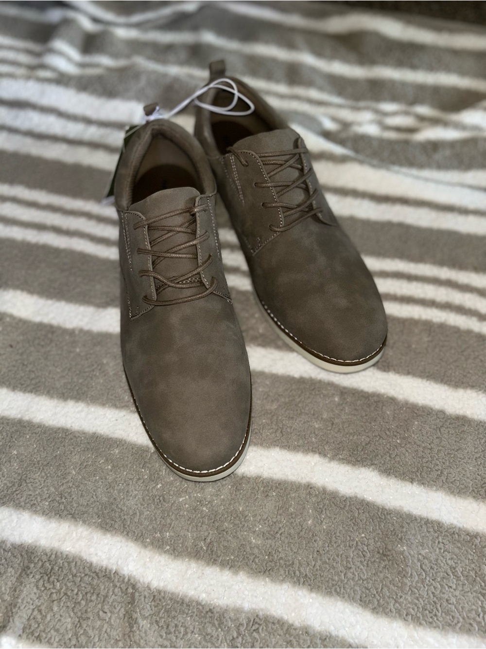 Goodfellow & Co Men's Lace-Up Oxfords in Taupe Brown